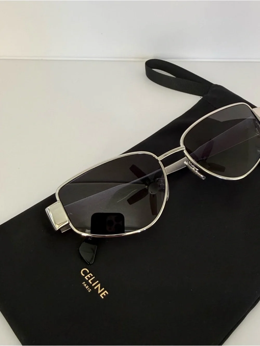 NEW!!! Celine metal Triomphe sunglasses CL40293U 16V Authentic